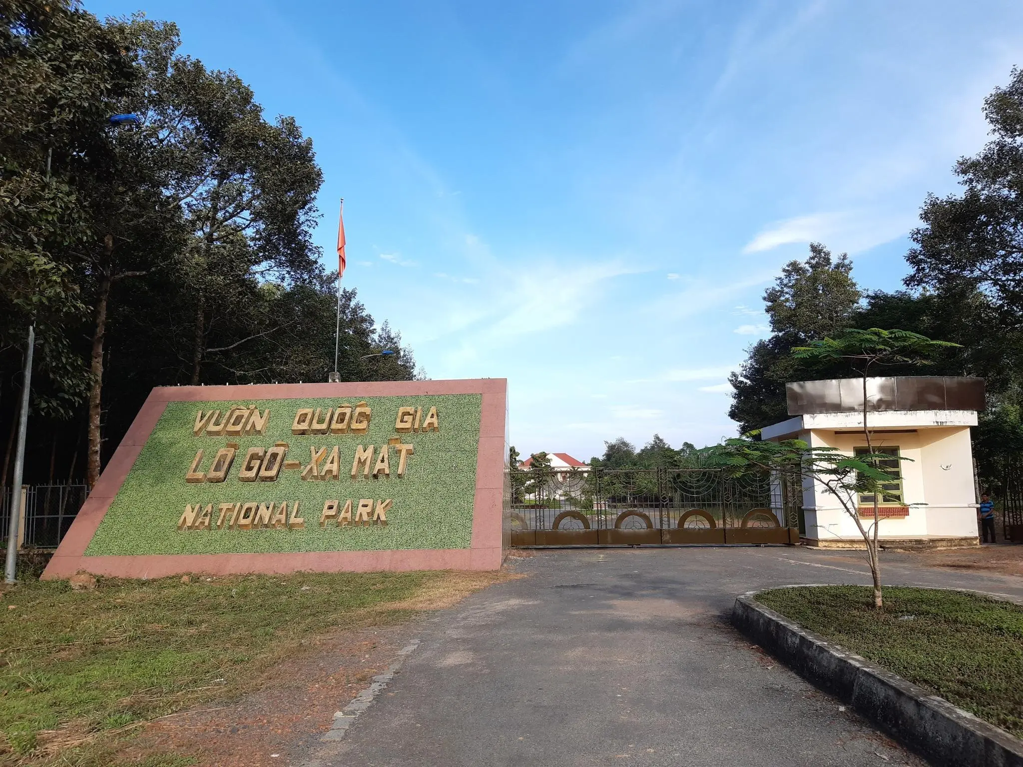 địa điểm du lịch gần N&uacute;i B&agrave; Đen