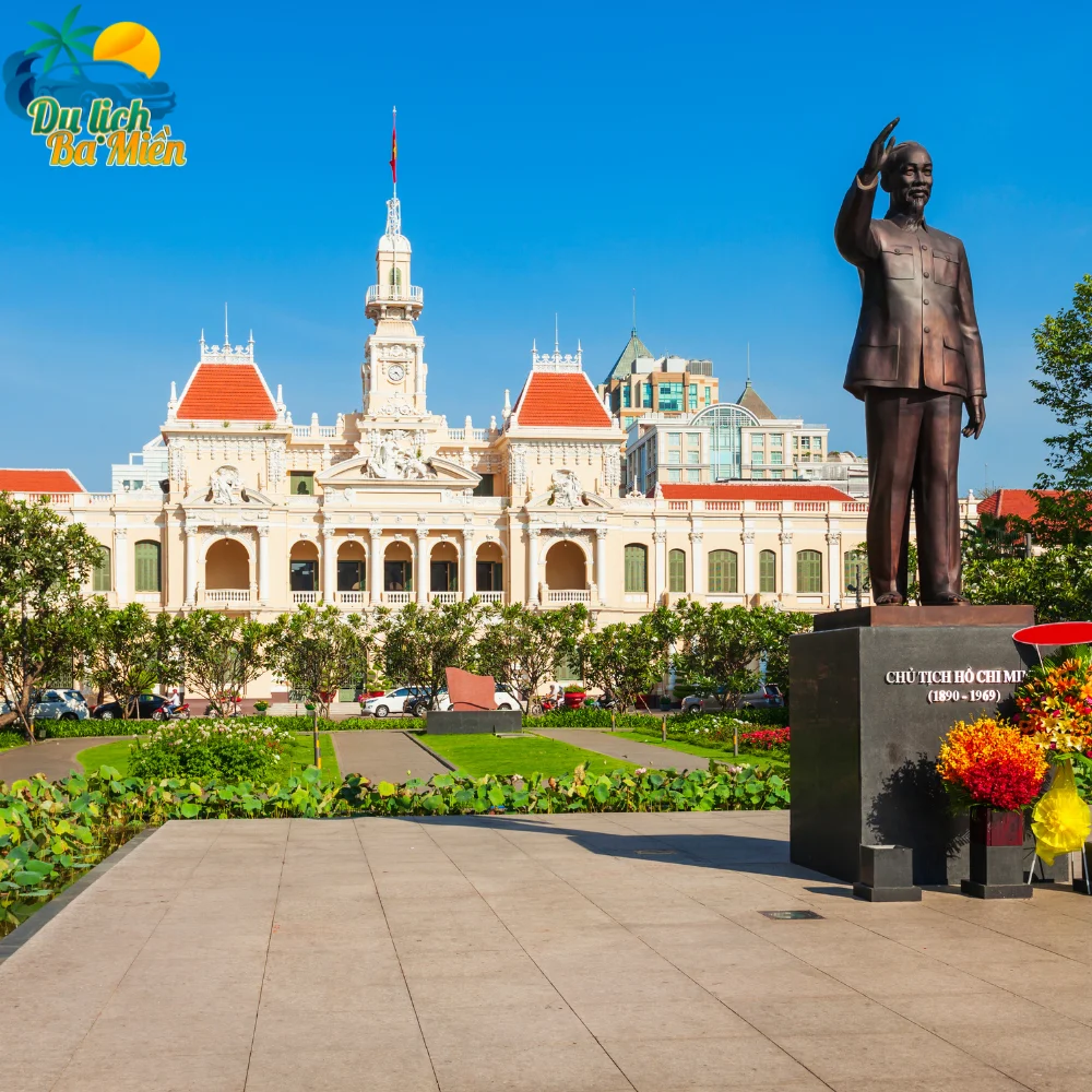 Thu&ecirc; xe đi Đ&agrave; Lạt từ TPHCM