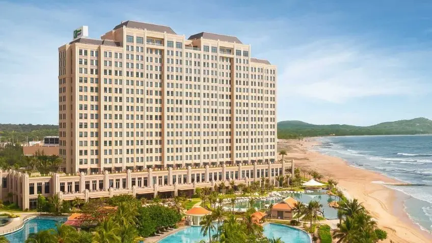 Top resort Hồ Tr&agrave;m đẹp nhất