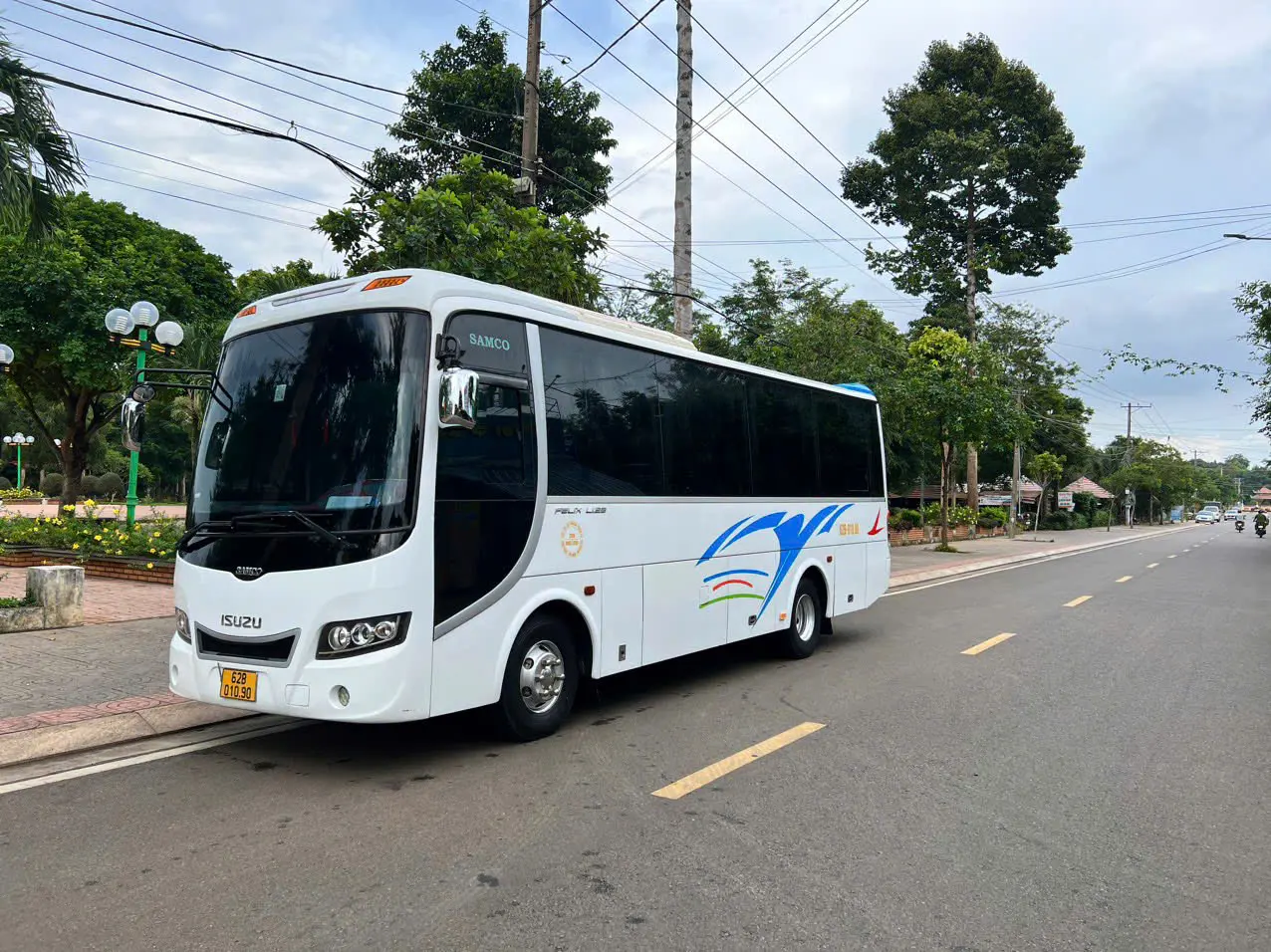 Thu&ecirc; Xe 16, 29, 45 Chỗ Đi Bến Tre